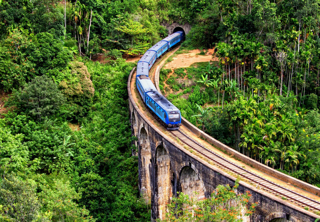 A must-witness Sri Lanka Train Journey – Kandy to Ella